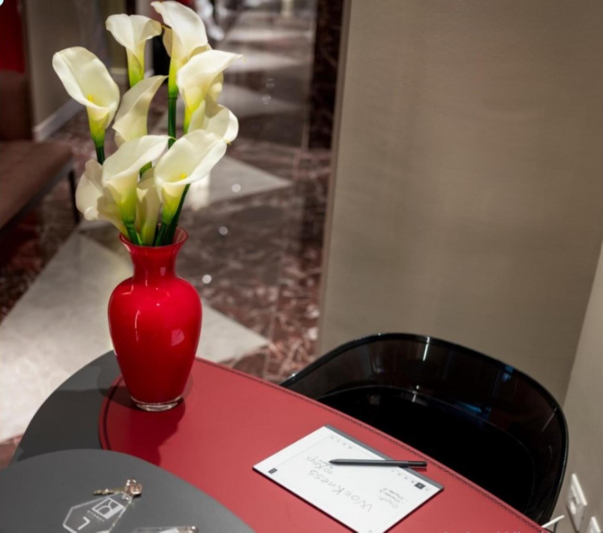 10 Keys Milano Hotel Exterior foto